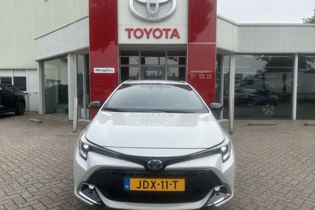 Toyota Corolla (2025) thumbnail 6