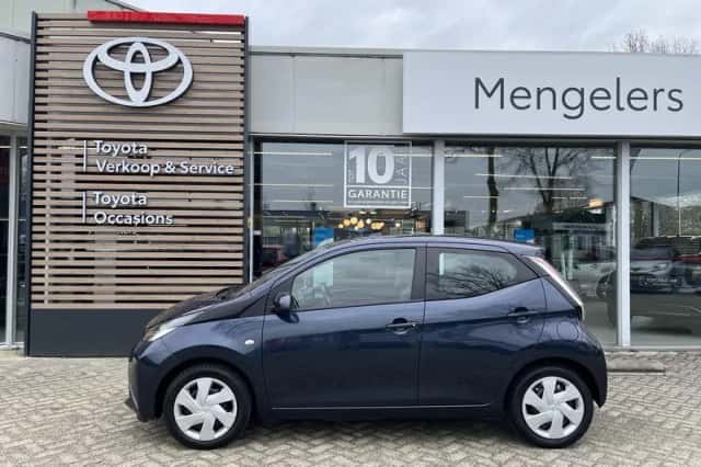 Toyota Aygo (2018) thumbnail 2
