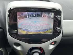 Toyota Aygo (2018) thumbnail 11