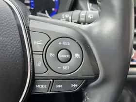 Toyota Corolla (2021) thumbnail 12