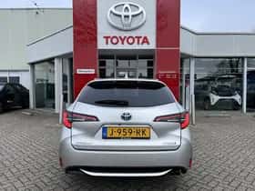 Toyota Corolla (2021) thumbnail 4
