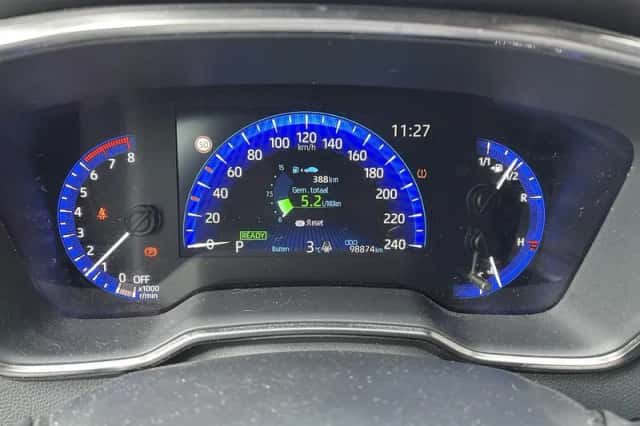 Toyota Corolla (2021) thumbnail 5