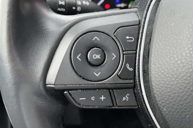 Toyota Corolla (2021) thumbnail 10