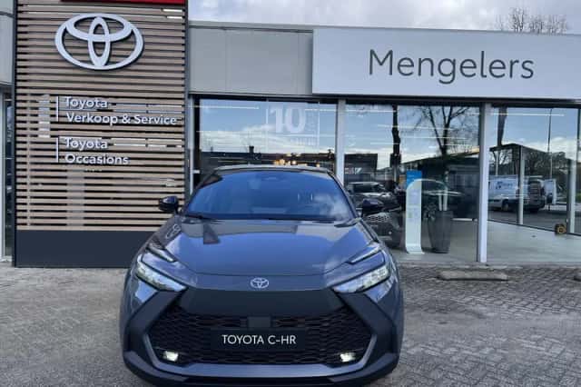Toyota C-HR (2026) thumbnail 5