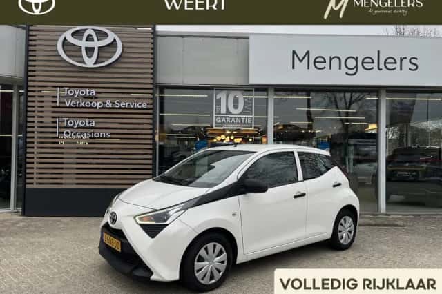 Toyota Aygo (2020) thumbnail 1