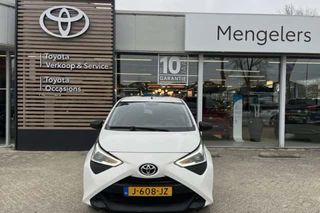 Toyota Aygo (2020) thumbnail 6