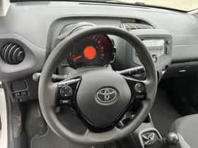 Toyota Aygo (2020) thumbnail 7
