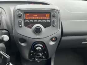 Toyota Aygo (2020) thumbnail 9