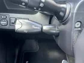 Toyota Verso-S (2012) thumbnail 16