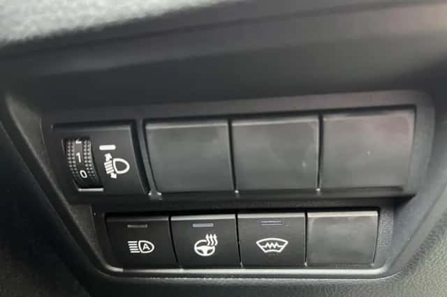 Toyota Yaris Cross (2025) thumbnail 13