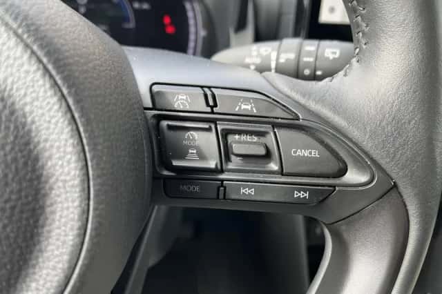 Toyota Yaris Cross (2025) thumbnail 17
