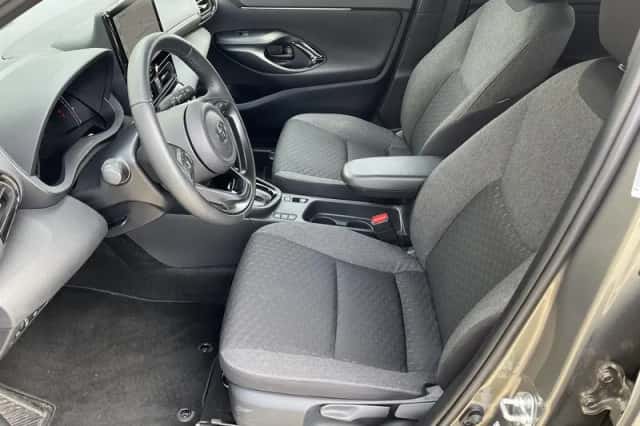 Toyota Yaris Cross (2025) thumbnail 7