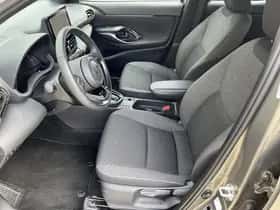 Toyota Yaris Cross (2025) thumbnail 7
