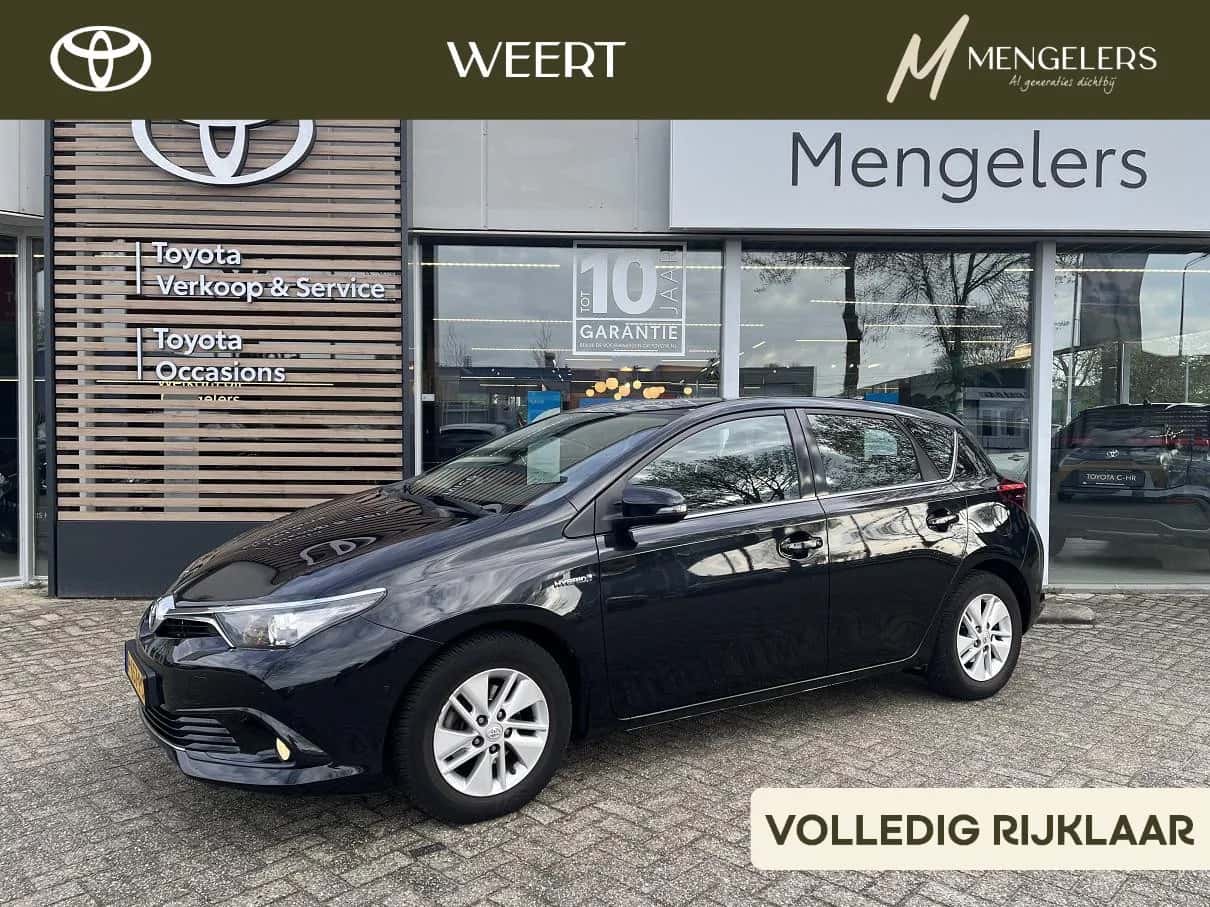 Toyota Auris (2018) — foto 1