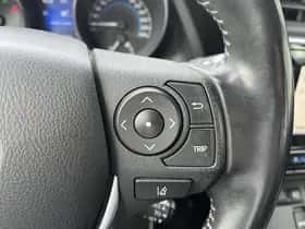 Toyota Auris (2018) thumbnail 18