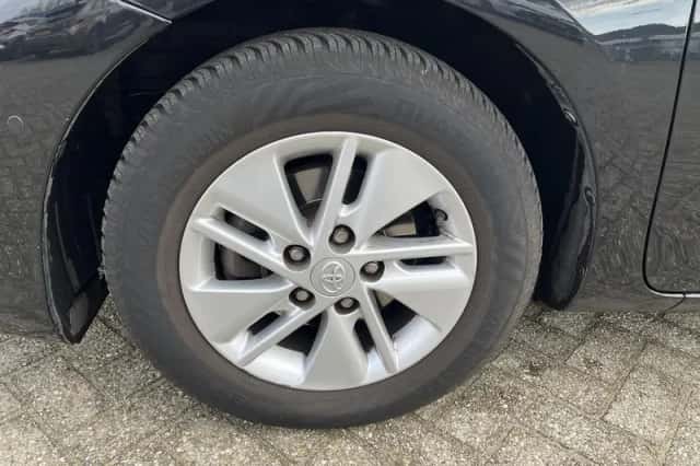 Toyota Auris (2018) thumbnail 19