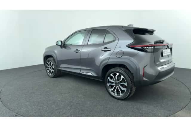Toyota Yaris Cross (2021) thumbnail 3