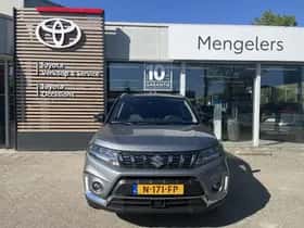 Suzuki Vitara (2021) thumbnail 2