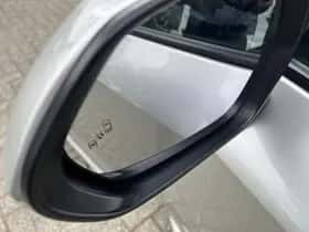 Toyota Corolla (2019) thumbnail 25