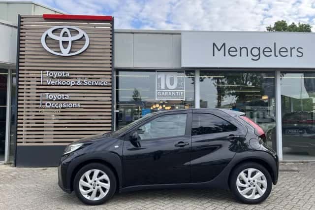 Toyota Aygo (2023) thumbnail 2