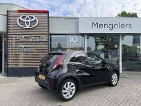 Toyota Aygo (2023) thumbnail 3