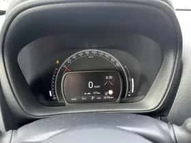 Toyota Aygo (2023) thumbnail 9