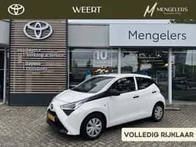 Toyota Aygo (2021) thumbnail 1