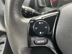 Toyota Aygo (2021) thumbnail 16