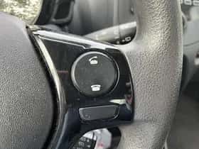 Toyota Aygo (2021) thumbnail 6
