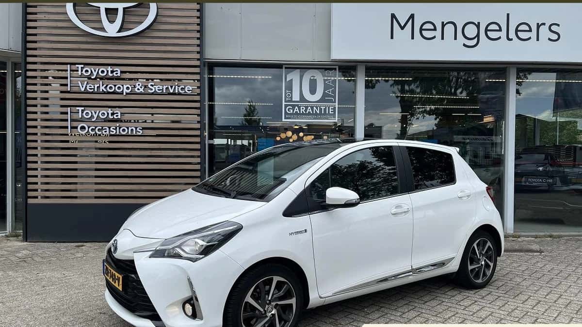 Toyota Yaris (2018) — foto 1