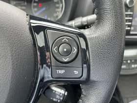 Toyota Yaris (2018) thumbnail 22