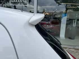Toyota Yaris (2018) thumbnail 28