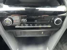 Toyota Yaris Cross (2021) thumbnail 14