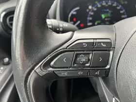 Toyota Yaris Cross (2021) thumbnail 16