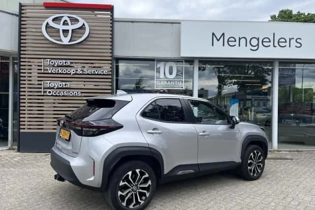Toyota Yaris Cross (2021) thumbnail 3