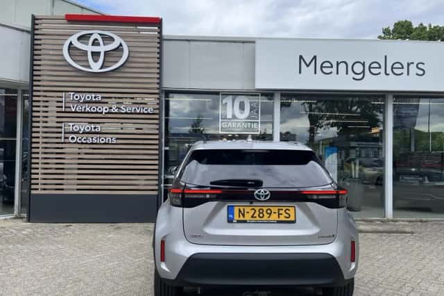 Toyota Yaris Cross (2021) thumbnail 4