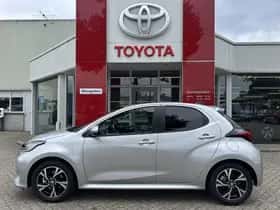 Toyota Yaris (2025) thumbnail 2
