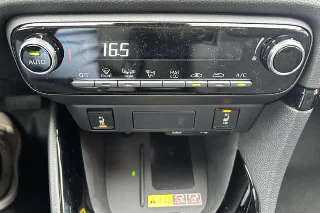 Toyota Yaris (2025) thumbnail 14