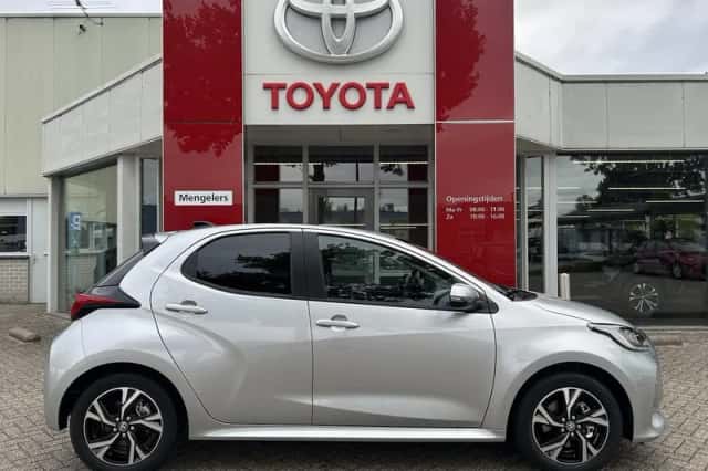Toyota Yaris (2025) thumbnail 5
