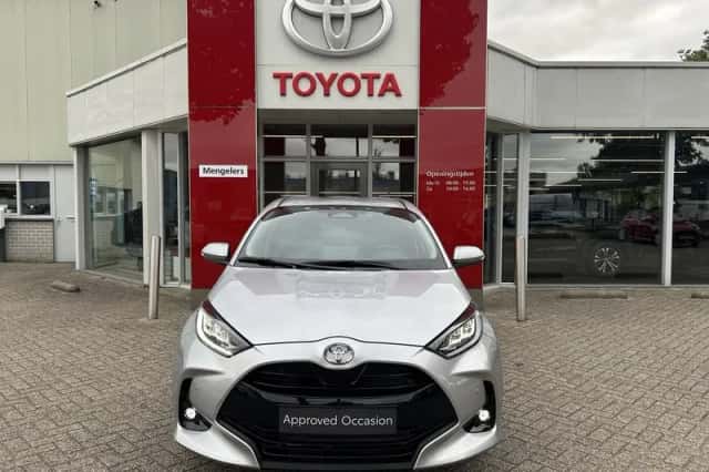 Toyota Yaris (2025) thumbnail 6