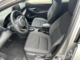 Toyota Yaris (2025) thumbnail 7