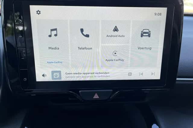 Toyota Yaris Cross (2024) thumbnail 6
