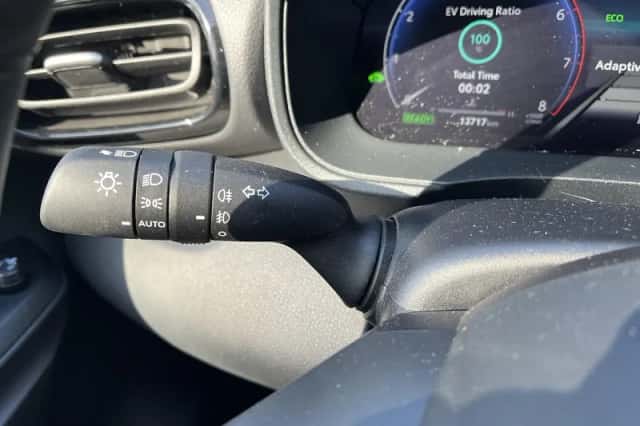 Toyota Yaris (2025) thumbnail 17