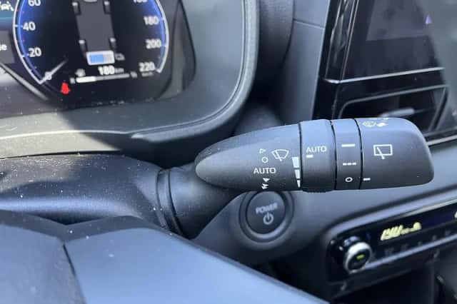 Toyota Yaris (2025) thumbnail 20