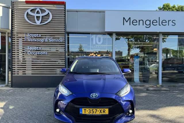 Toyota Yaris (2023) thumbnail 6