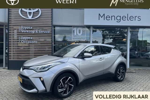 Toyota C-HR (2022) thumbnail 1