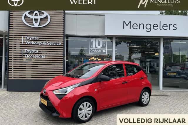 Toyota Aygo (2018) thumbnail 1