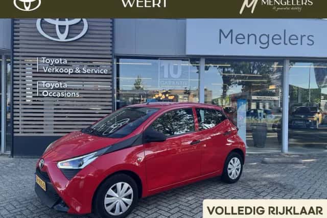 Toyota Aygo (2018) thumbnail 1
