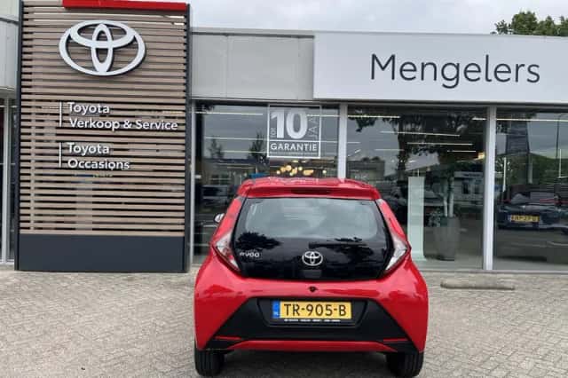 Toyota Aygo (2018) thumbnail 4