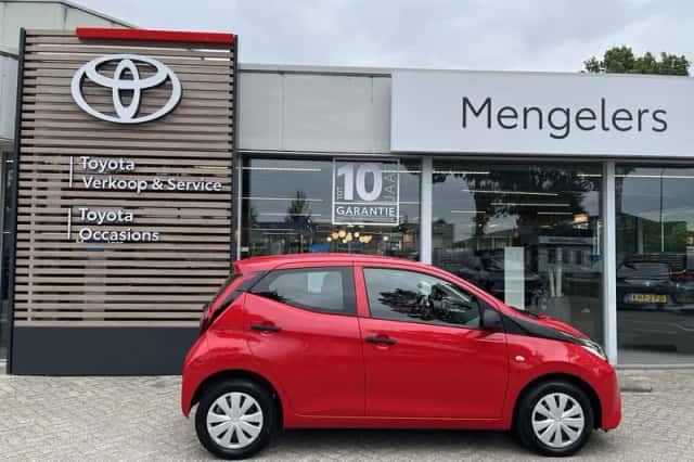 Toyota Aygo (2018) thumbnail 5